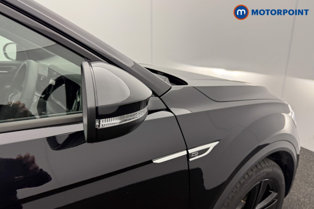 Volkswagen T-Roc Black Edition Automatic Petrol SUV - Stock Number (1609457) - 19th supplementary image