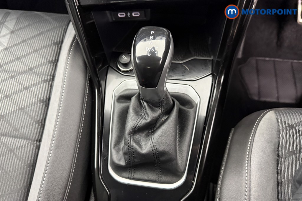 Volkswagen T-Roc Black Edition Automatic Petrol SUV - Stock Number (1609458) - 13th supplementary image