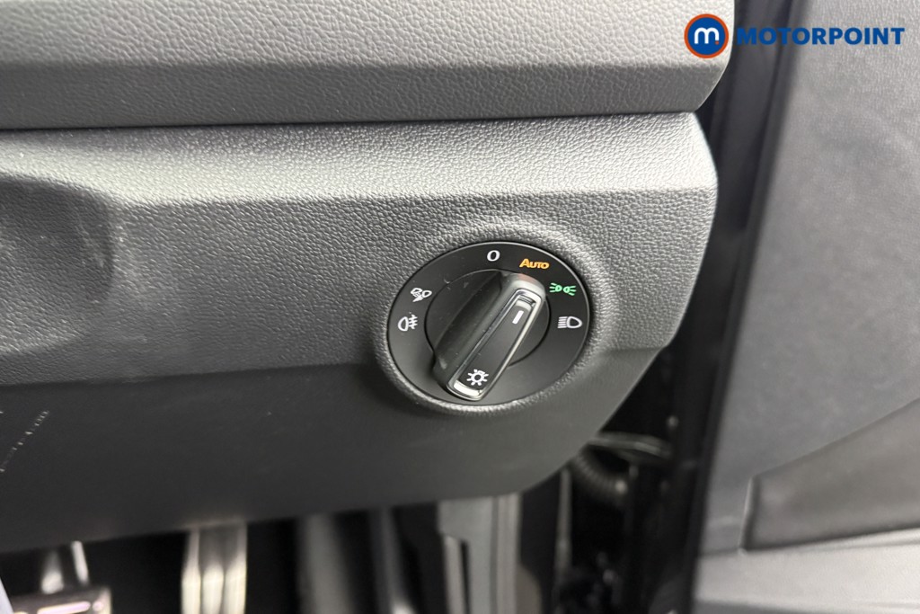 Volkswagen T-Roc Black Edition Automatic Petrol SUV - Stock Number (1609458) - 16th supplementary image