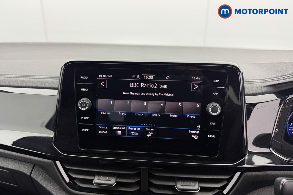 Volkswagen T-Roc Black Edition Automatic Petrol SUV - Stock Number (1609463) - 6th supplementary image