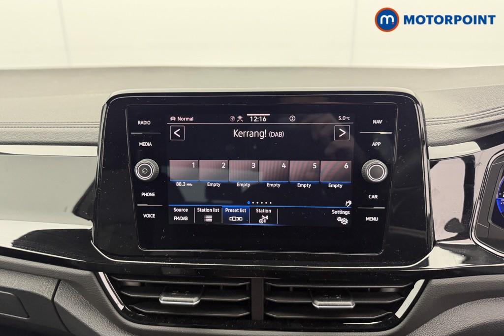 Volkswagen T-Roc Black Edition Automatic Petrol SUV - Stock Number (1609464) - 6th supplementary image