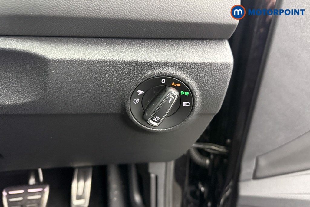 Volkswagen T-Roc Black Edition Automatic Petrol SUV - Stock Number (1609464) - 16th supplementary image