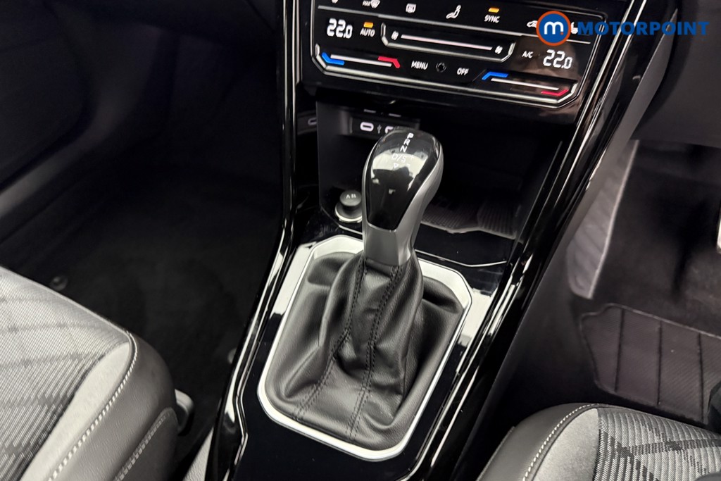 Volkswagen T-Roc Black Edition Automatic Petrol SUV - Stock Number (1609465) - 14th supplementary image