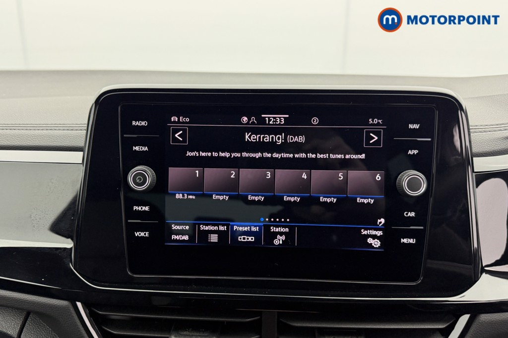 Volkswagen T-Roc Black Edition Automatic Petrol SUV - Stock Number (1609466) - 6th supplementary image