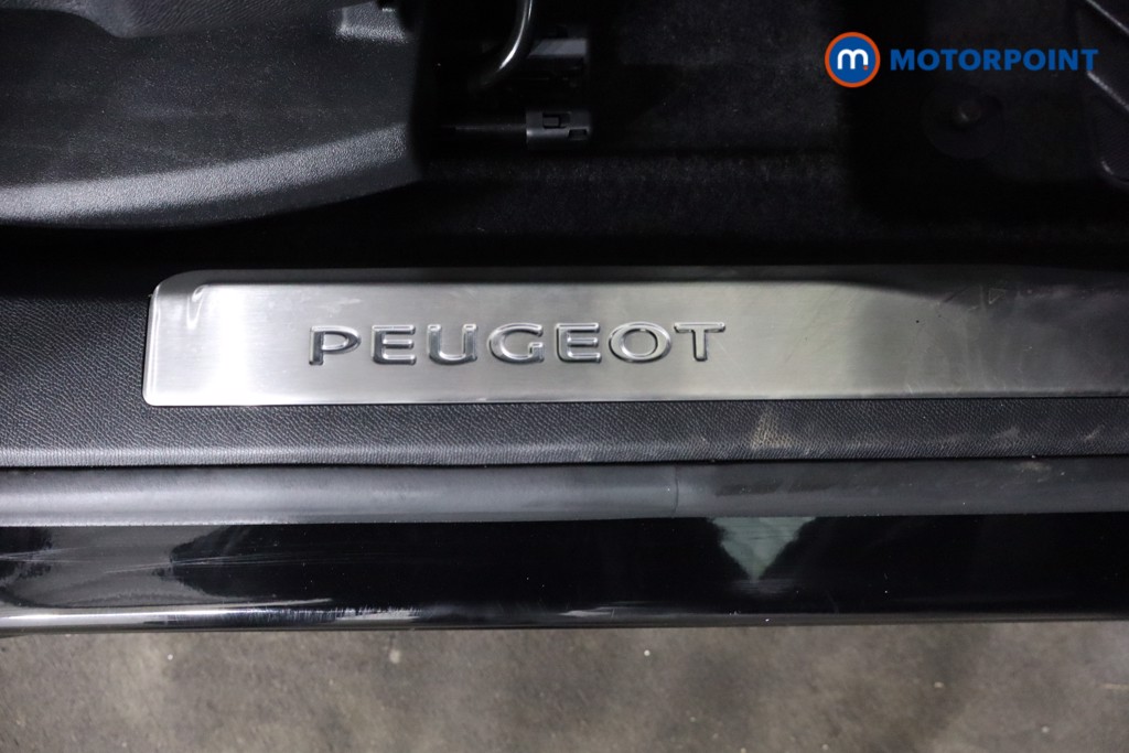 Peugeot 3008 Allure Automatic Petrol SUV - Stock Number (1609489) - 19th supplementary image