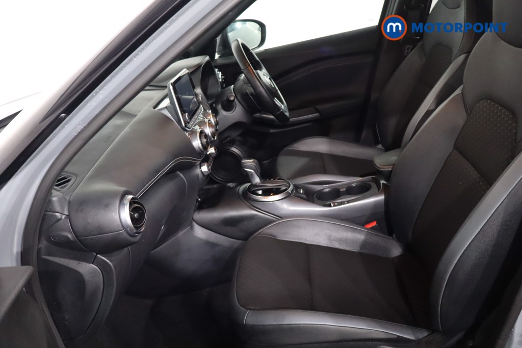 Nissan Juke N-Connecta Automatic Petrol SUV - Stock Number (1609563) - 4th supplementary image