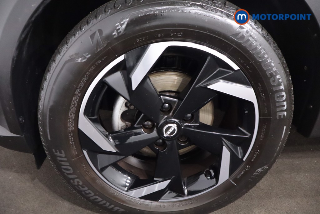 Nissan Juke N-Connecta Automatic Petrol SUV - Stock Number (1609563) - 11th supplementary image