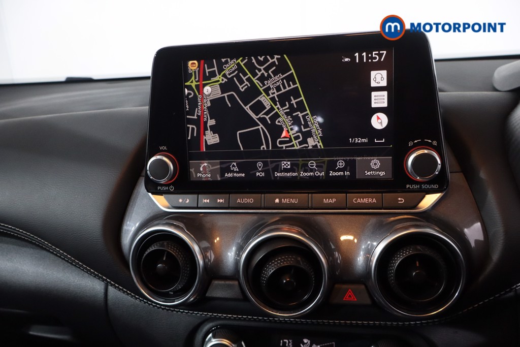 Nissan Juke N-Connecta Automatic Petrol SUV - Stock Number (1609563) - 17th supplementary image