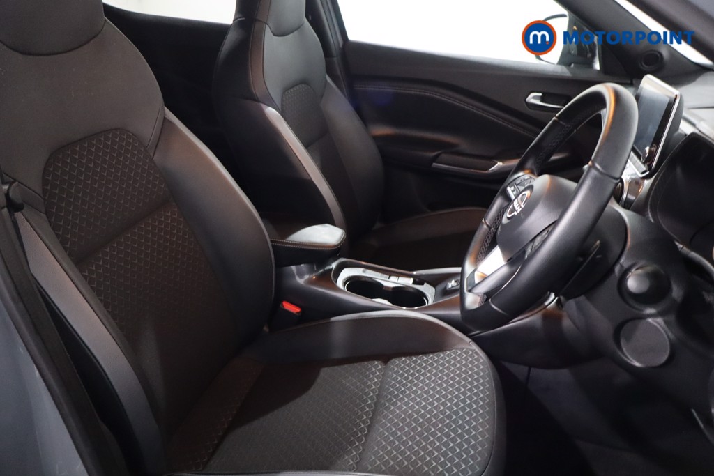 Nissan Juke N-Connecta Automatic Petrol SUV - Stock Number (1609563) - 21st supplementary image