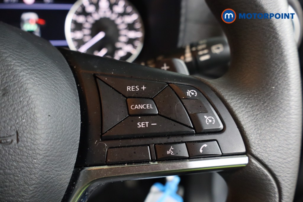 Nissan Juke Acenta Premium Automatic Petrol SUV - Stock Number (1609570) - 12th supplementary image