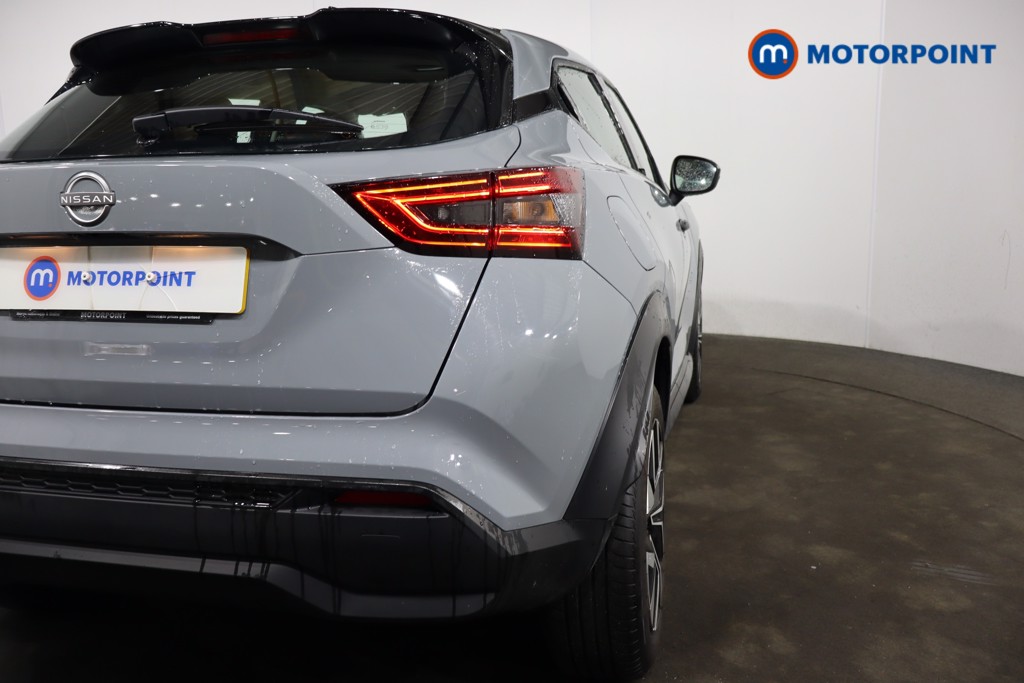 Nissan Juke Acenta Premium Automatic Petrol SUV - Stock Number (1609570) - 28th supplementary image