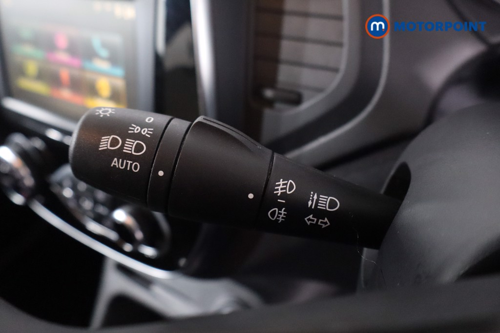 Renault Captur Iconic Automatic Diesel SUV - Stock Number (1609697) - 14th supplementary image