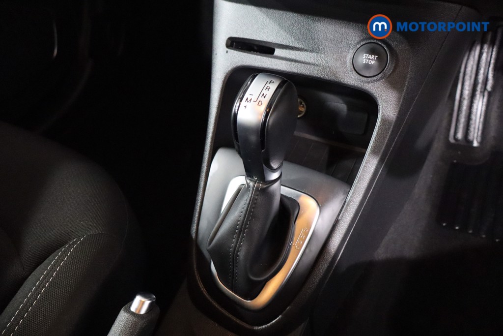 Renault Captur Iconic Automatic Diesel SUV - Stock Number (1609697) - 19th supplementary image