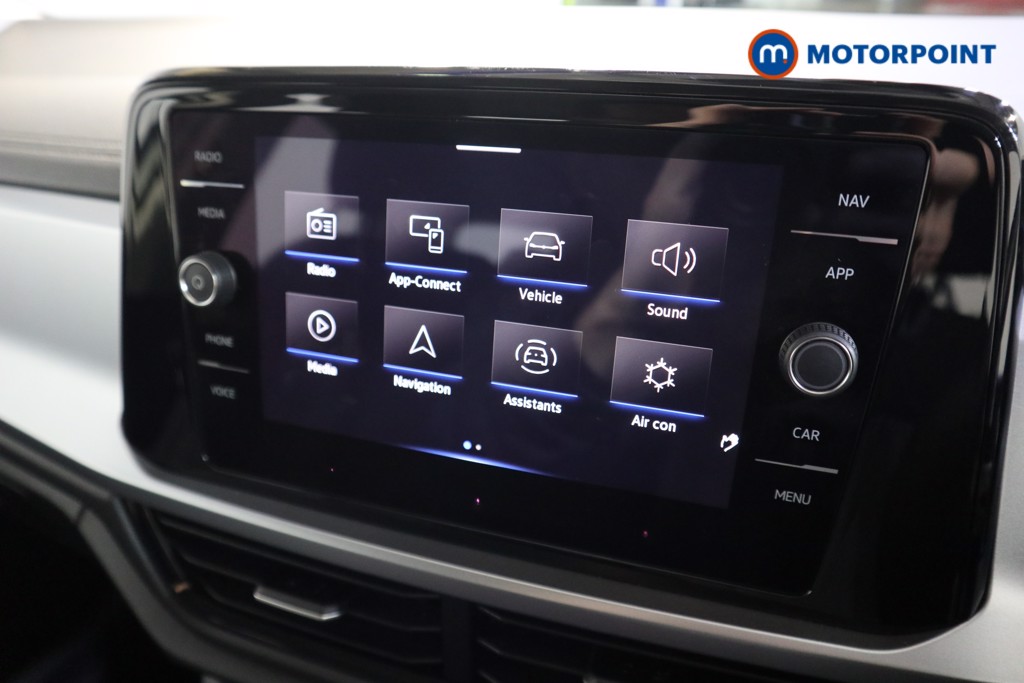 Volkswagen T-Roc Life Automatic Petrol SUV - Stock Number (1609722) - 6th supplementary image