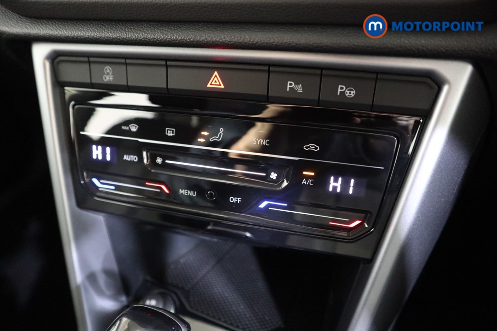 Volkswagen T-Roc Life Automatic Petrol SUV - Stock Number (1609722) - 7th supplementary image