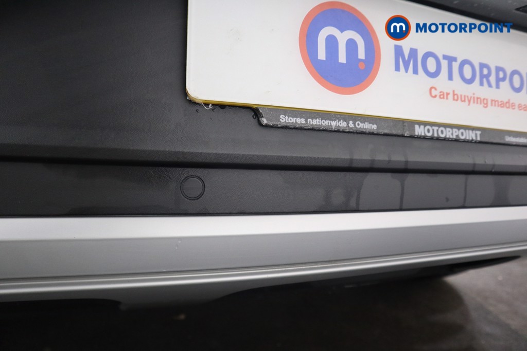 Volkswagen T-Roc Life Automatic Petrol SUV - Stock Number (1609722) - 22nd supplementary image