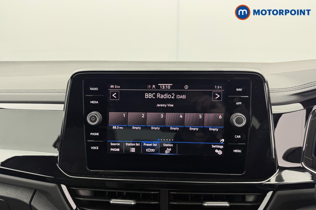 Volkswagen T-Roc Black Edition Automatic Petrol SUV - Stock Number (1609767) - 6th supplementary image