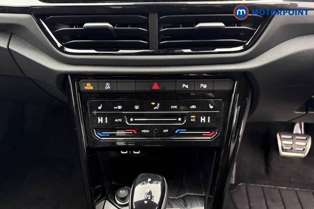 Volkswagen T-Roc Black Edition Automatic Petrol SUV - Stock Number (1609768) - 11th supplementary image