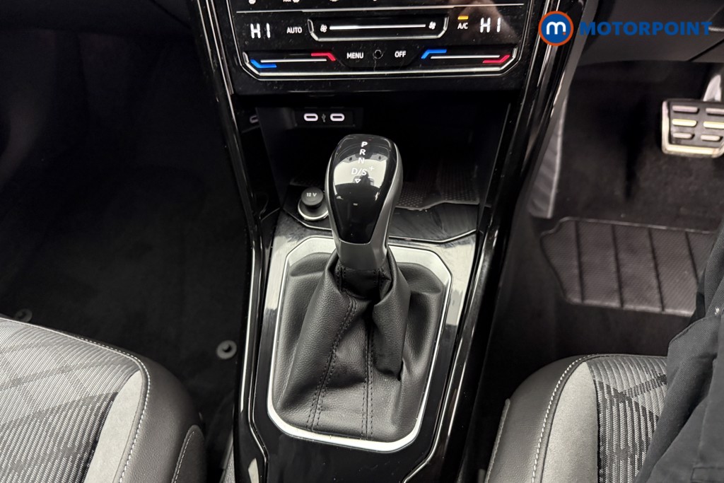 Volkswagen T-Roc Black Edition Automatic Petrol SUV - Stock Number (1609768) - 12th supplementary image