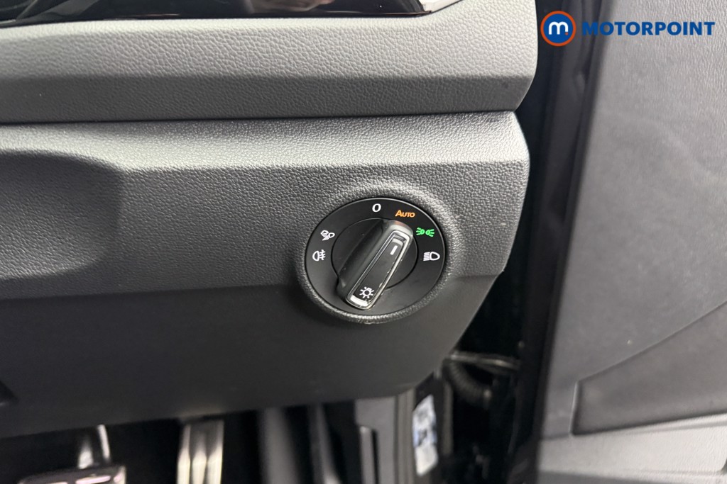 Volkswagen T-Roc Black Edition Automatic Petrol SUV - Stock Number (1609771) - 16th supplementary image