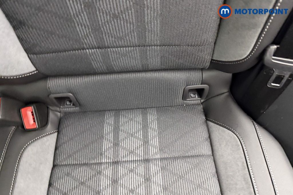 Volkswagen T-Roc Black Edition Automatic Petrol SUV - Stock Number (1609773) - 26th supplementary image