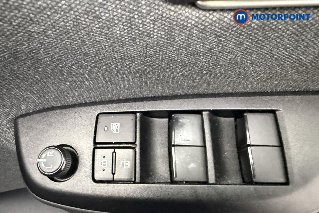 Toyota Yaris Cross Icon Automatic Petrol-Electric Hybrid Estate - Stock Number (1609969) - 17th supplementary image