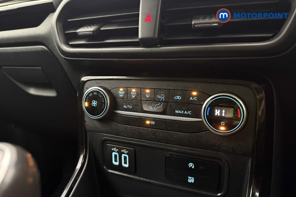 Ford Ecosport Titanium Manual Petrol SUV - Stock Number (1610027) - 13th supplementary image