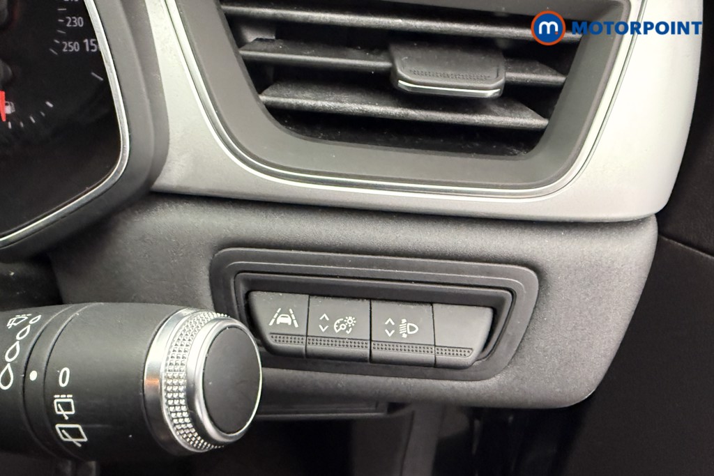 Renault Captur Iconic Manual Petrol SUV - Stock Number (1610129) - 15th supplementary image