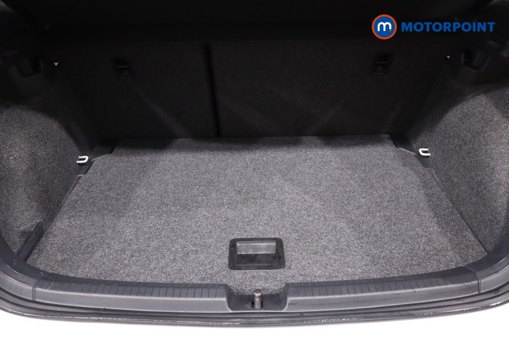 Volkswagen Polo United Automatic Petrol Hatchback - Stock Number (1611037) - 36th supplementary image