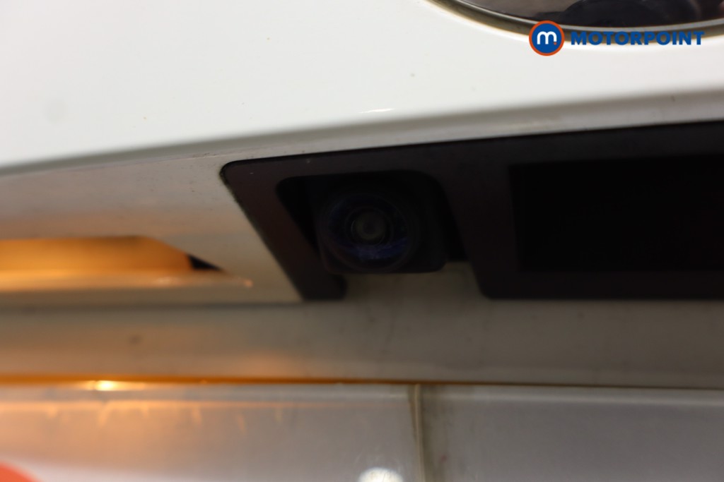 Nissan Juke Tekna Manual Petrol SUV - Stock Number (1576703) - 23rd supplementary image