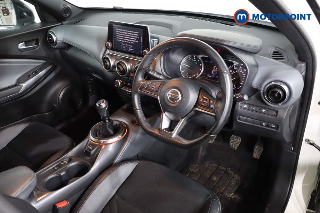 Nissan Juke Tekna Manual Petrol SUV - Stock Number (1576703) - 1st supplementary image