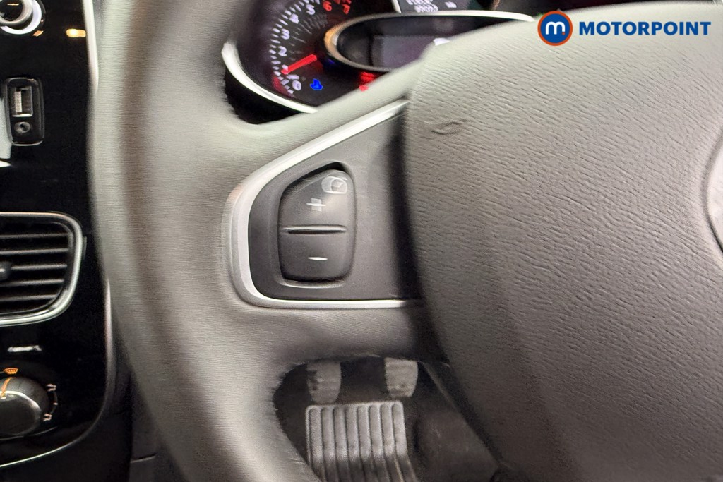 Renault Clio Dynamique Nav Manual Petrol Hatchback - Stock Number (1578004) - 13th supplementary image