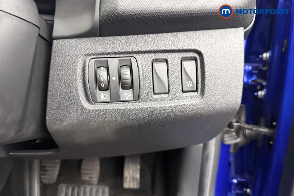 Renault Clio Dynamique Nav Manual Petrol Hatchback - Stock Number (1578004) - 16th supplementary image