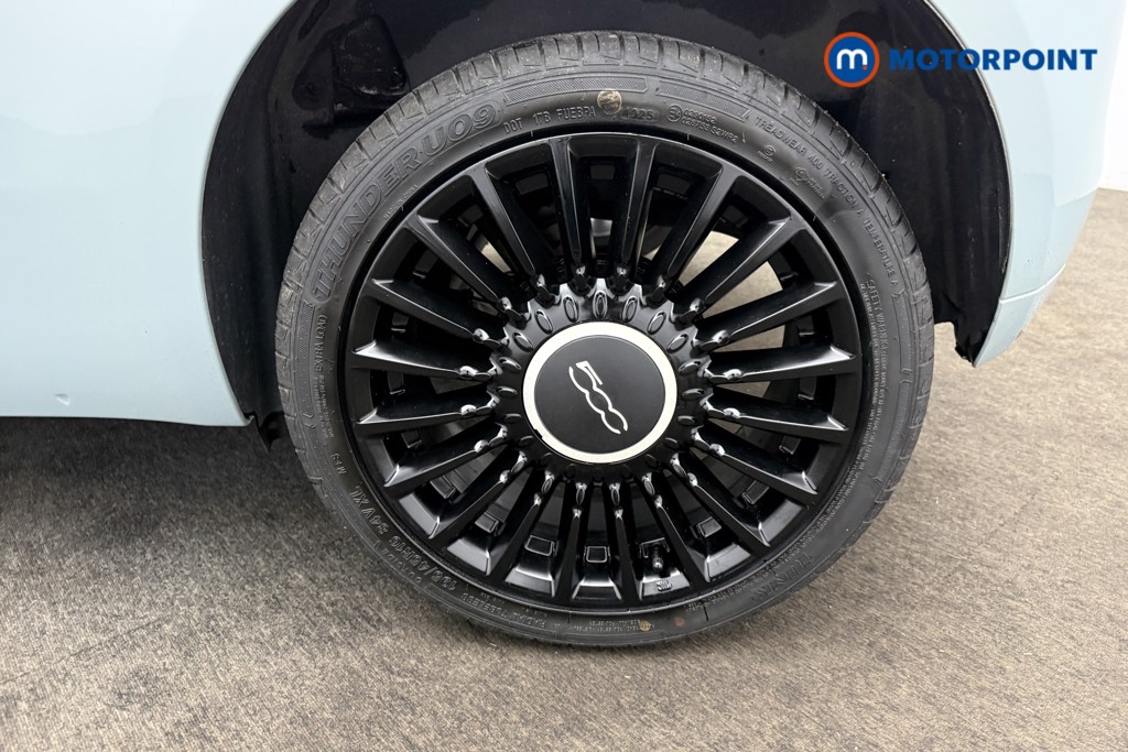 Fiat 500 Launch Edition Manual Petrol Hatchback - Stock Number (1589378) - 23rd supplementary image