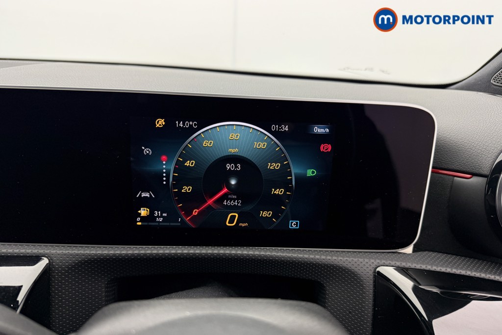 Mercedes-Benz A Class Amg Line Manual Petrol Hatchback - Stock Number (1593832) - 5th supplementary image