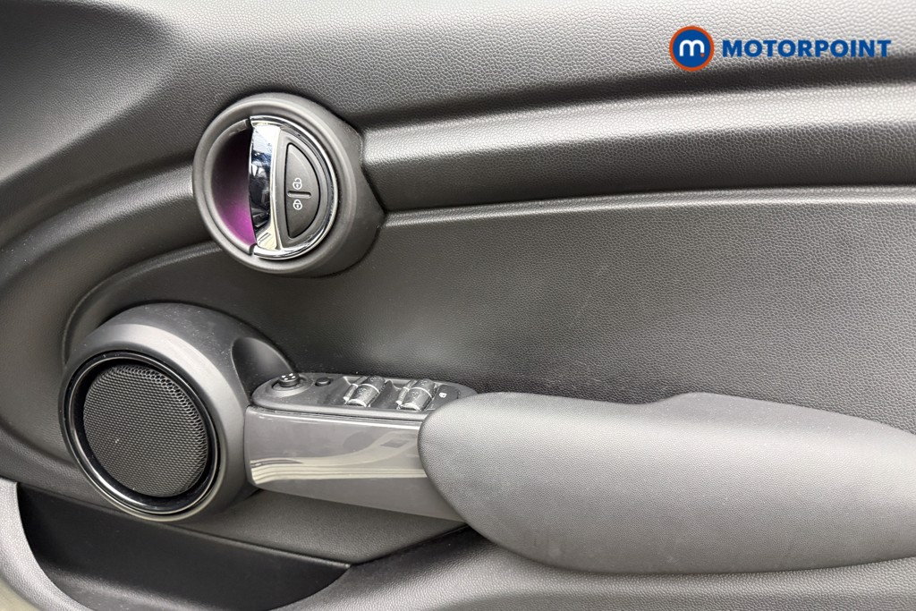 Mini Hatchback Cooper Sport Automatic Petrol Hatchback - Stock Number (1598480) - 17th supplementary image