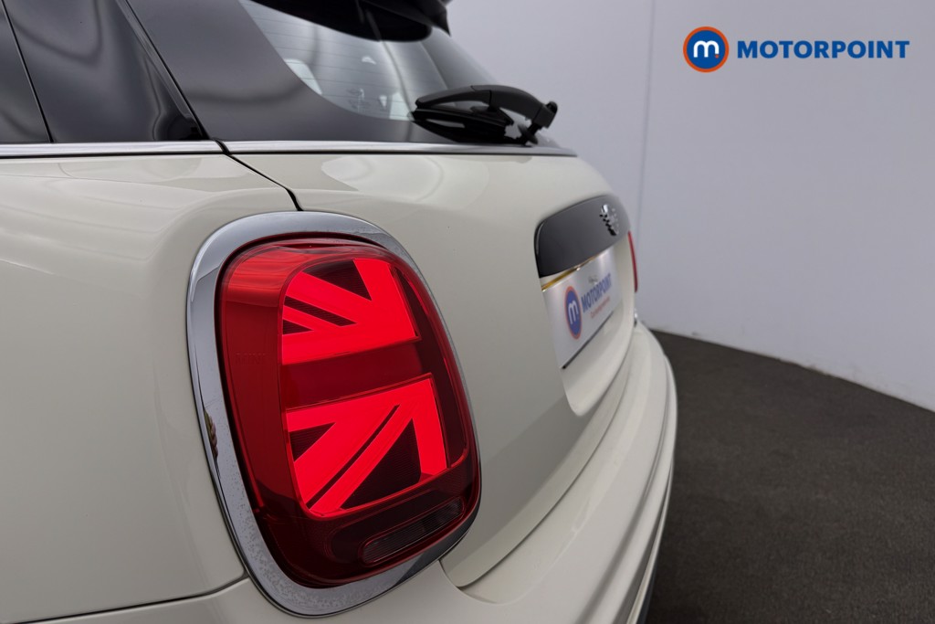 Mini Hatchback Cooper Sport Automatic Petrol Hatchback - Stock Number (1598480) - 25th supplementary image