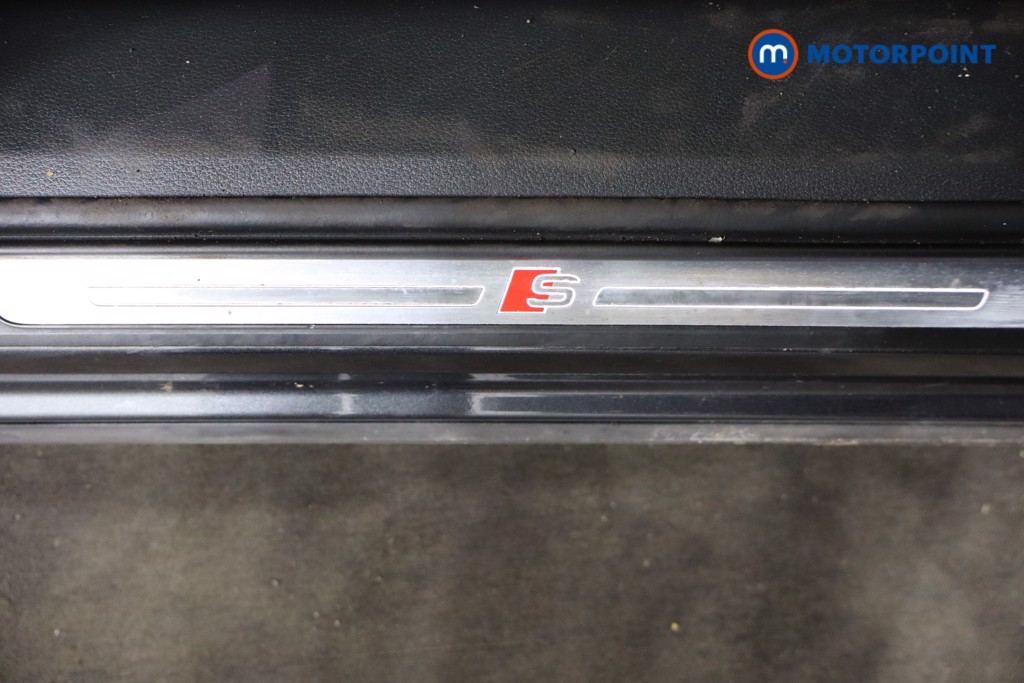 Audi E-Tron Black Edition Automatic Electric SUV - Stock Number (1600913) - 21st supplementary image