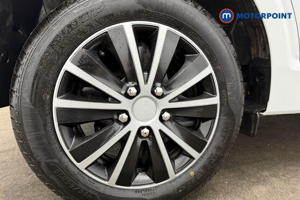 Dacia Sandero Comfort Manual Petrol Hatchback - Stock Number (1601542) - 10th supplementary image