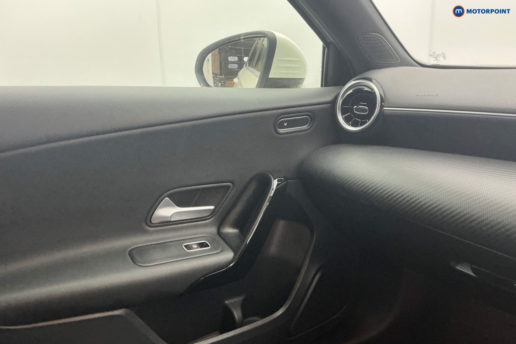 Mercedes-Benz A Class SE Automatic Diesel Hatchback - Stock Number (1601845) - 17th supplementary image