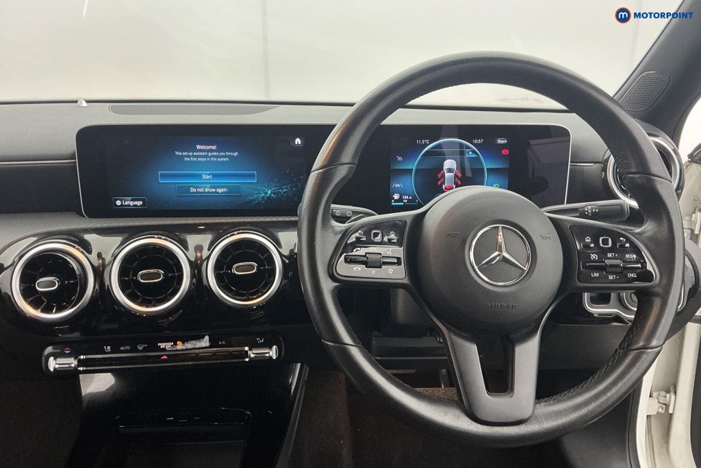 Mercedes-Benz A Class SE Automatic Diesel Hatchback - Stock Number (1601845) - 1st supplementary image