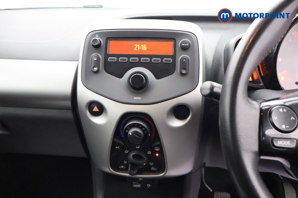 Toyota Aygo X-Play Manual Petrol Hatchback - Stock Number (1603566) - 9th supplementary image