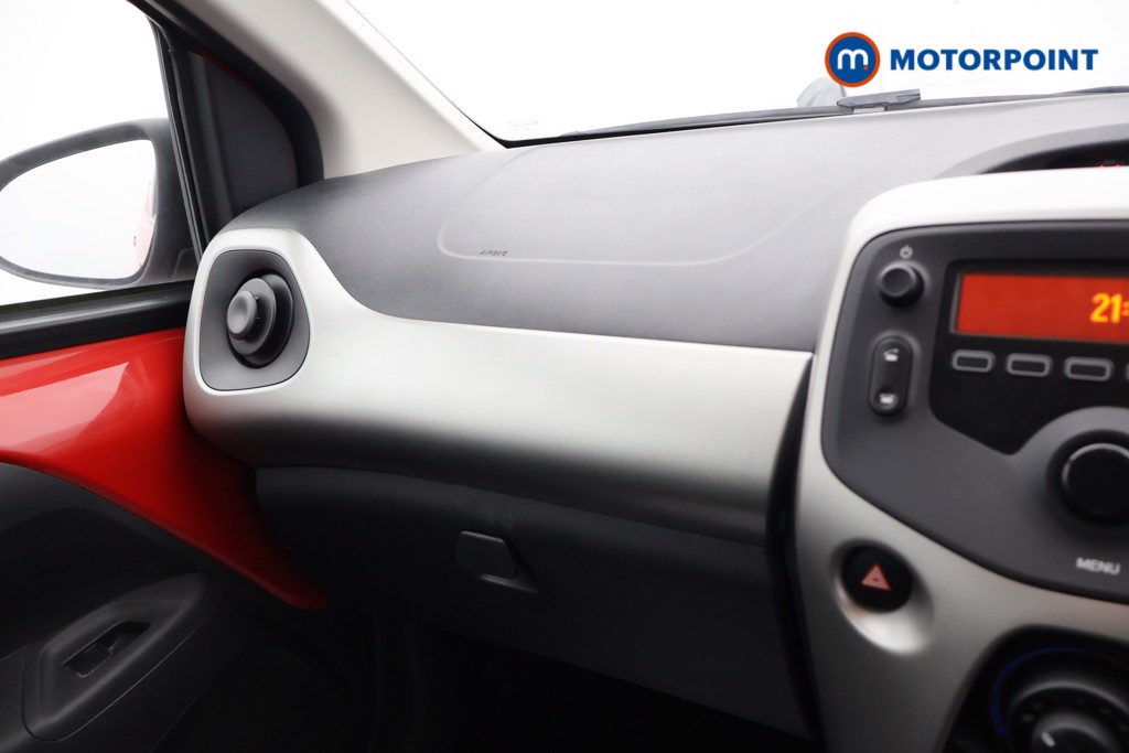 Toyota Aygo X-Play Manual Petrol Hatchback - Stock Number (1603566) - 11th supplementary image