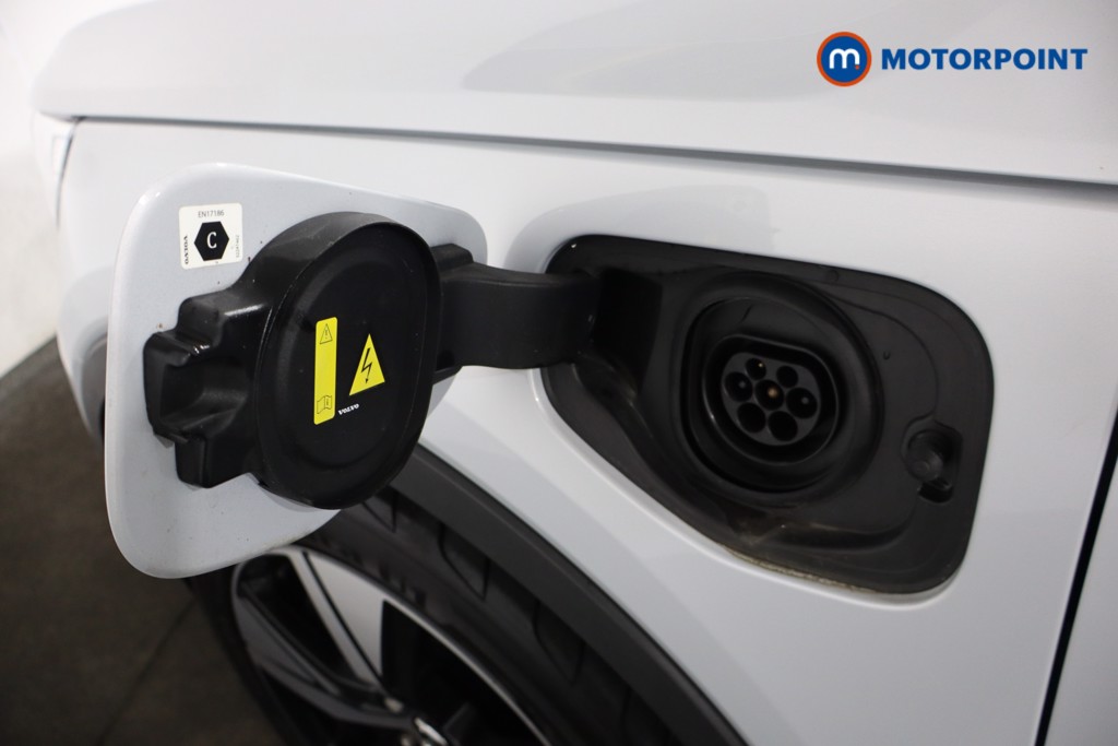 Volvo Xc40 R Design Automatic Petrol Plug-In Hybrid SUV - Stock Number (1603750) - 34th supplementary image