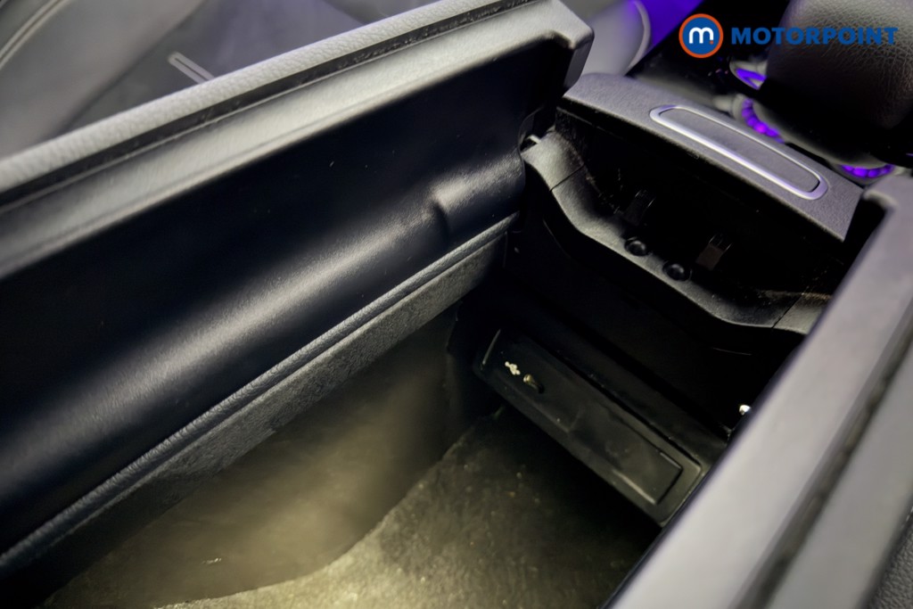 Mercedes-Benz A Class Amg Line Edition Automatic Petrol Plug-In Hybrid Saloon - Stock Number (1604464) - 16th supplementary image