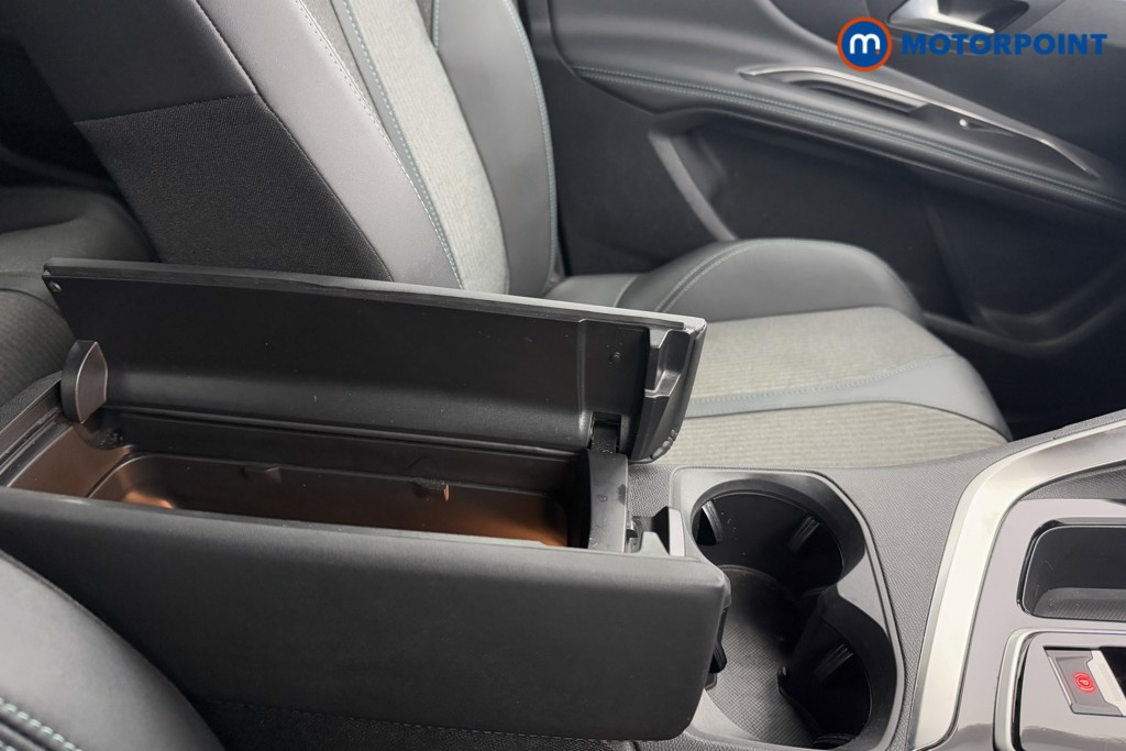 Peugeot 3008 Allure Automatic Petrol SUV - Stock Number (1604769) - 16th supplementary image