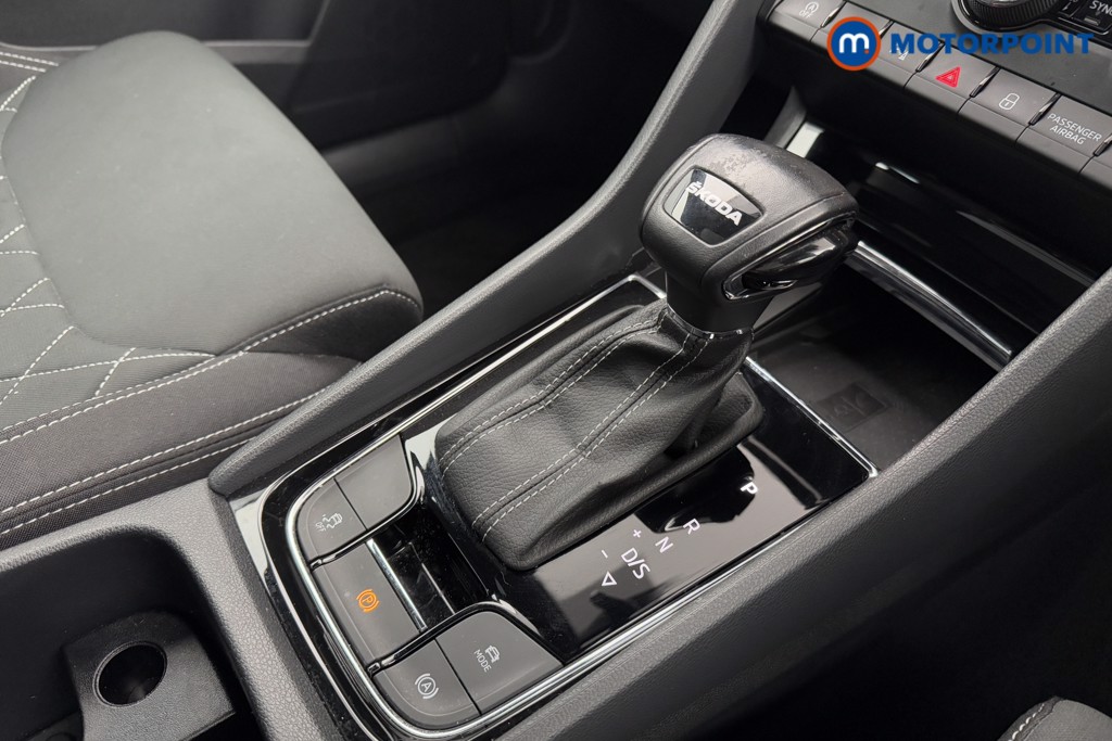 Skoda Karoq Sportline Automatic Petrol SUV - Stock Number (1604975) - 16th supplementary image