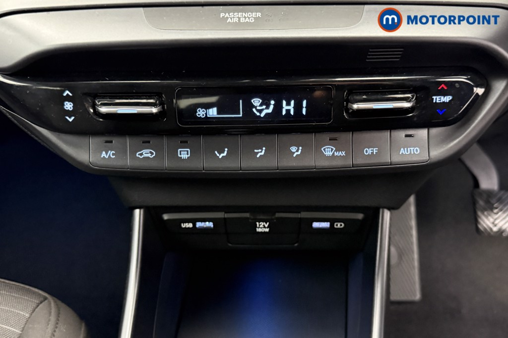 Hyundai I20 Premium Manual Petrol Hatchback - Stock Number (1605481) - 10th supplementary image