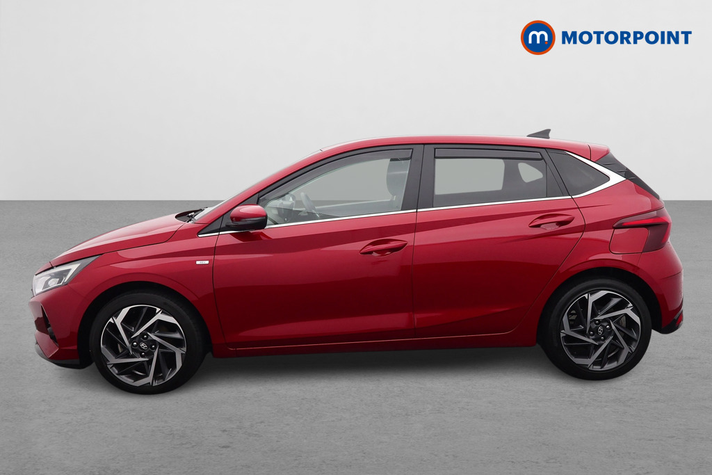 Hyundai I20 Premium Manual Petrol Hatchback - Stock Number (1605481) - Passenger side
