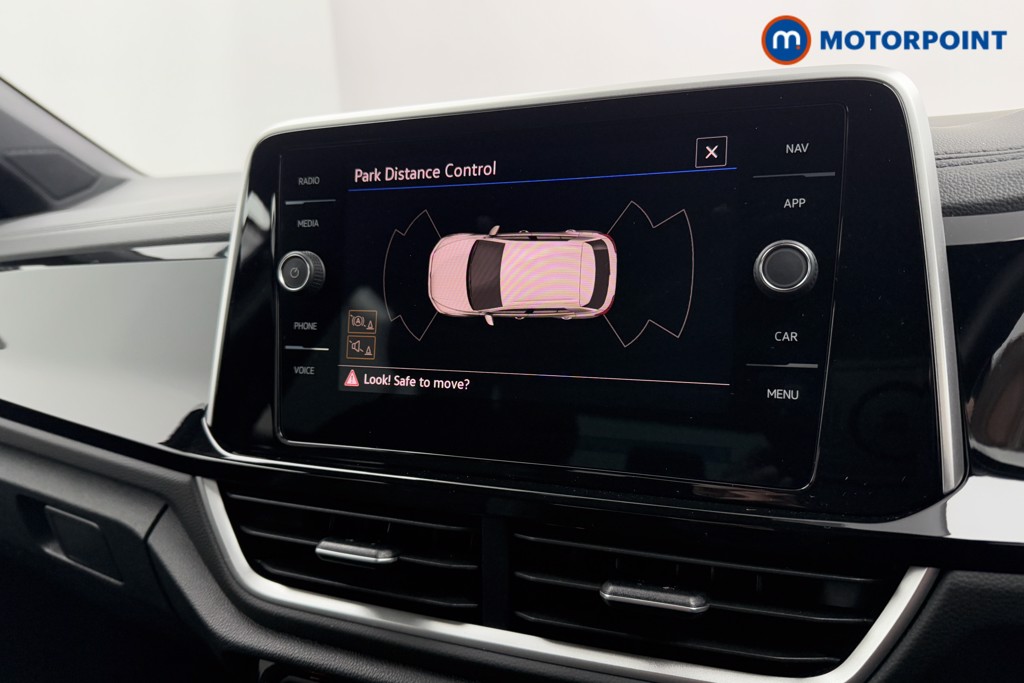 Volkswagen T-Roc R-Line Manual Petrol SUV - Stock Number (1605509) - 12th supplementary image